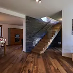Woodhouse By Interhome 科利科