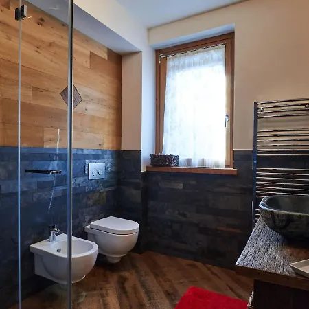 Woodhouse By Interhome *