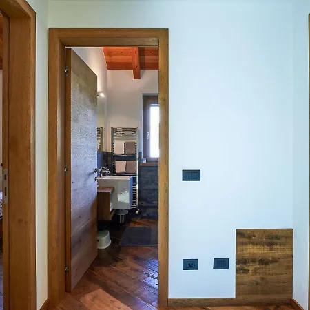 Woodhouse By Interhome