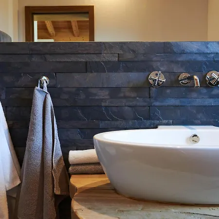 Woodhouse By Interhome 빌라 콜리코