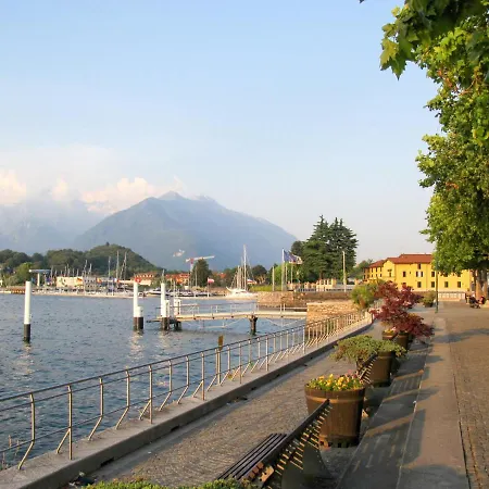 Woodhouse By Interhome *