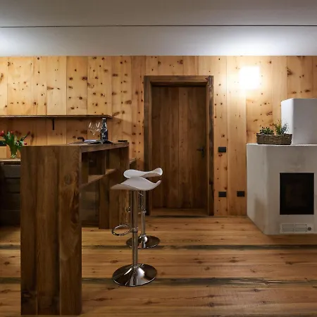 Woodhouse By Interhome *