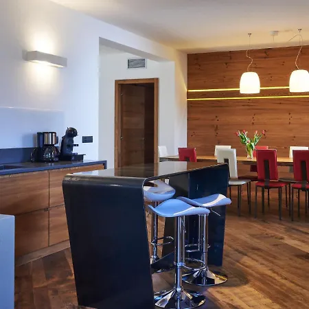 Woodhouse By Interhome * Colico