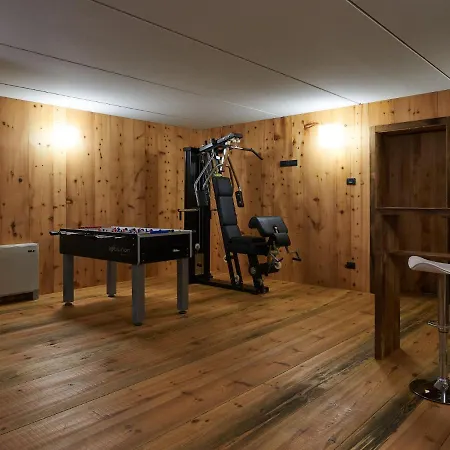 Woodhouse By Interhome Vila Colico