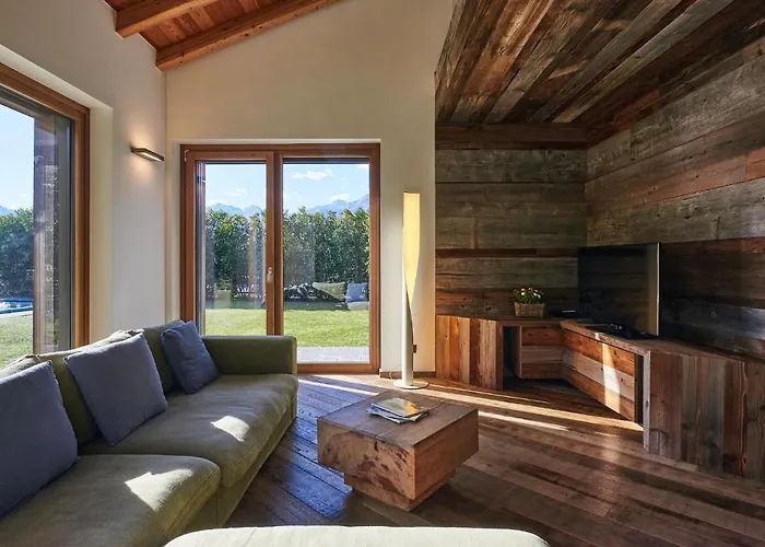 Woodhouse By Interhome * Colico