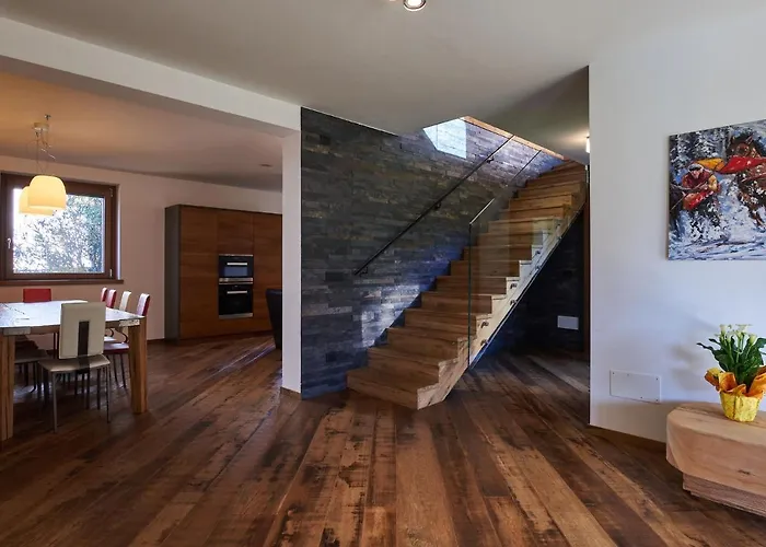 Woodhouse By Interhome Colico