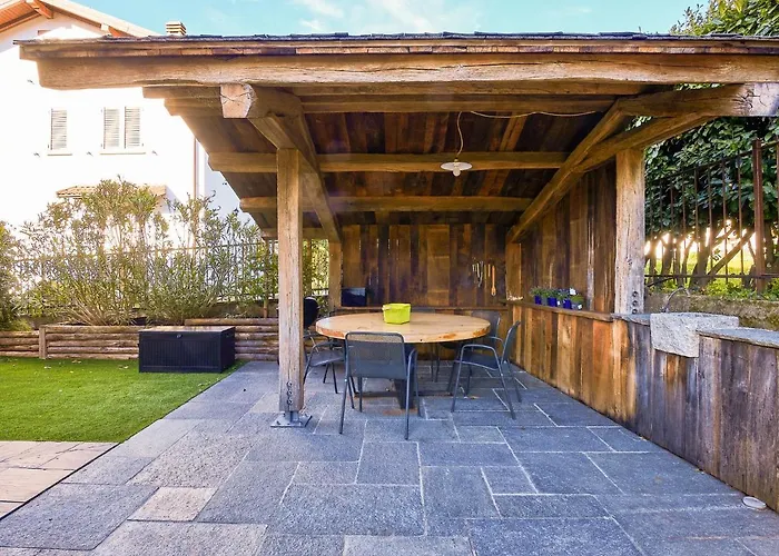 Woodhouse By Interhome Villa *