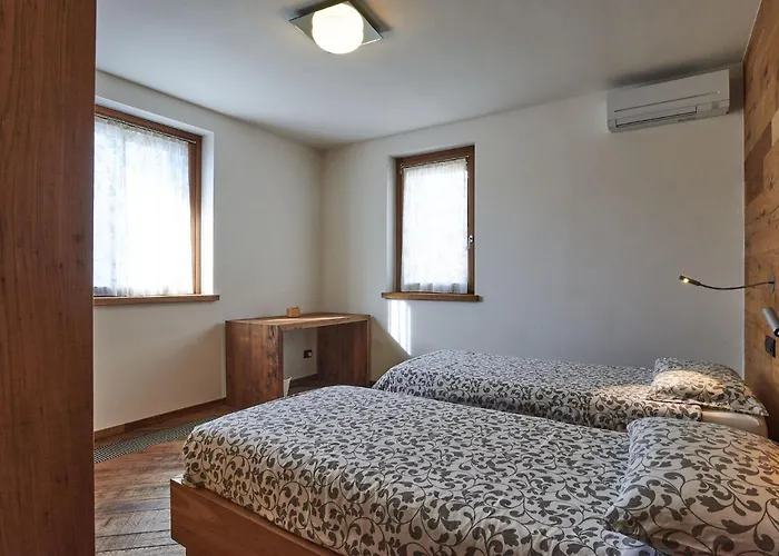 Woodhouse By Interhome Villa *