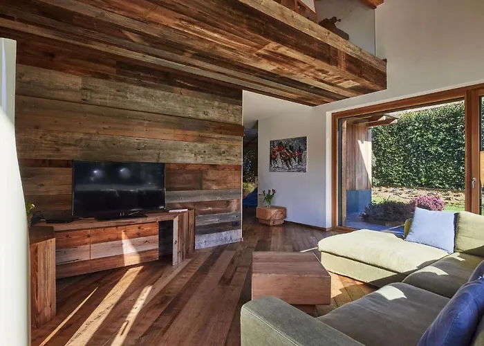 Woodhouse By Interhome