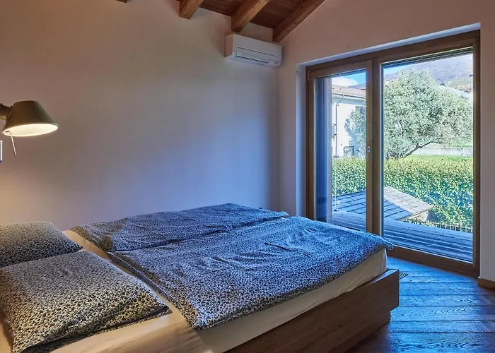 Woodhouse By Interhome *