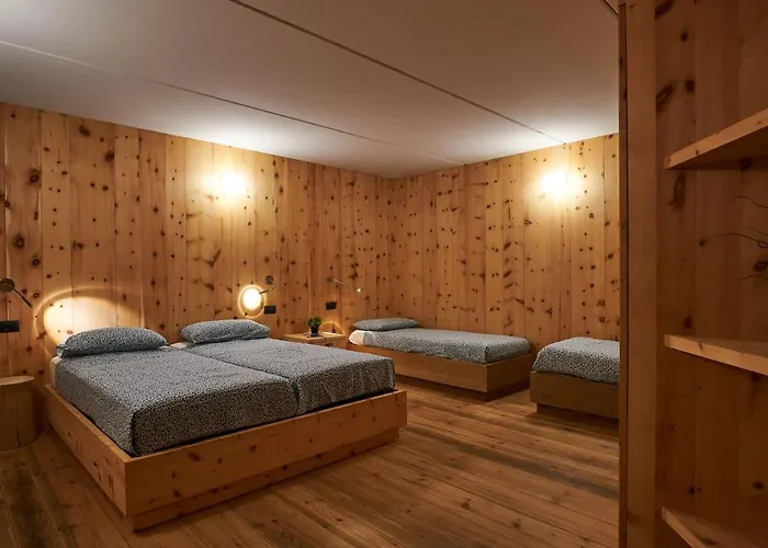 Woodhouse By Interhome Colico